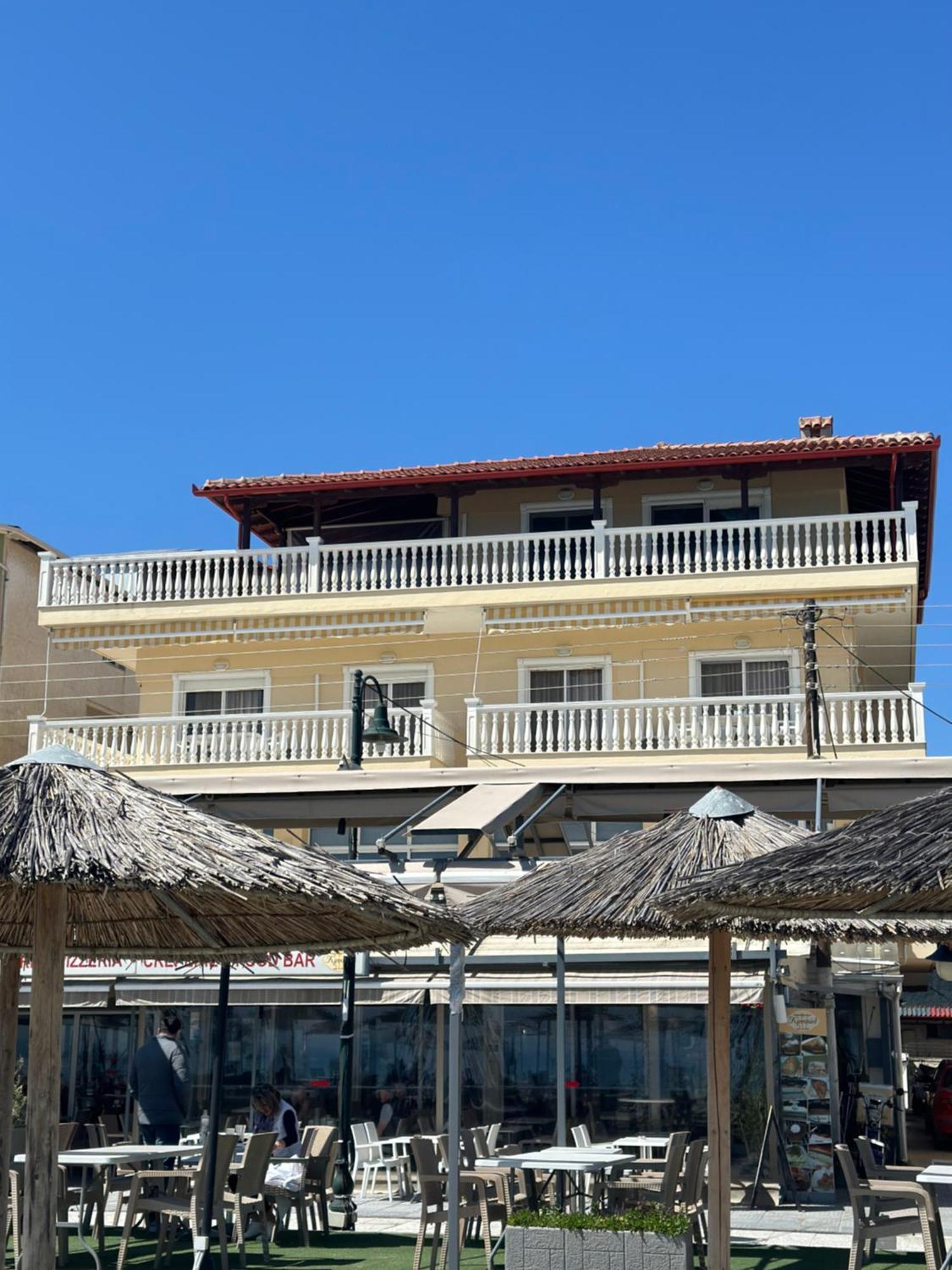 Olympic Beach Rooms Exterior foto