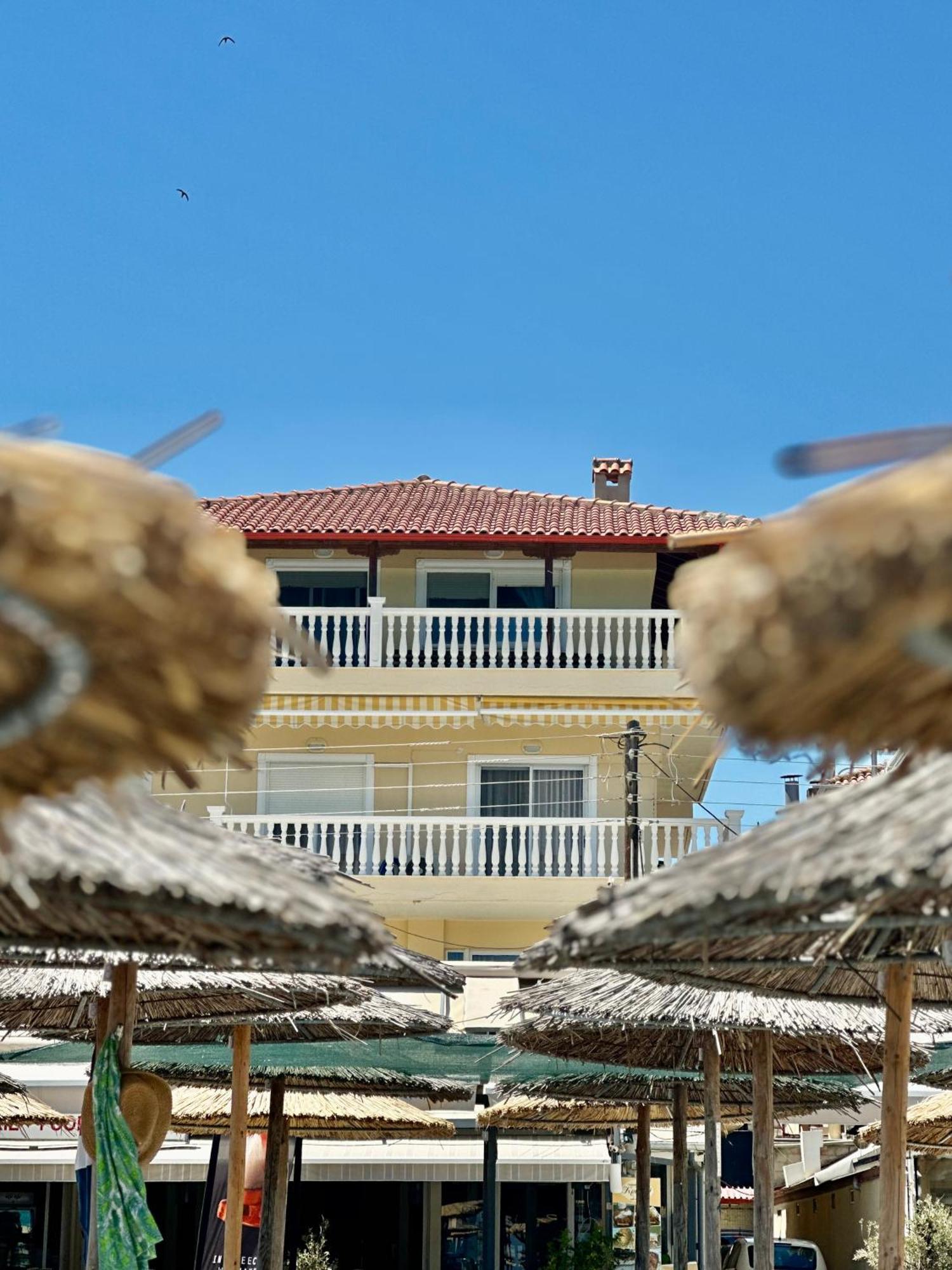 Olympic Beach Rooms Exterior foto